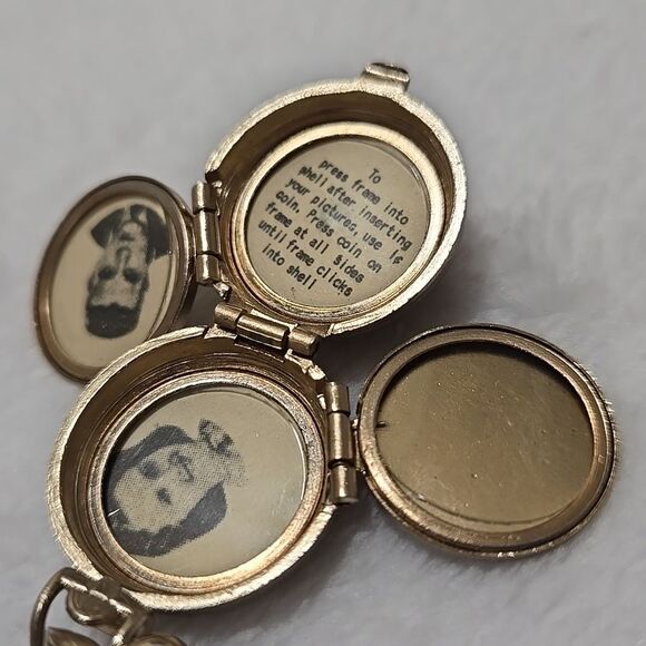 1940's Coro 4 Way Locket Brooch - Picture 6 of 8